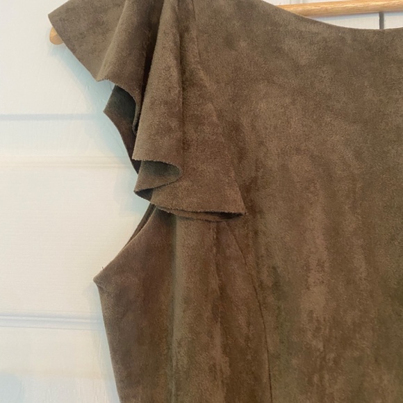 SHE & SKY short romper in faux suede women’s size  small - Picture 3 of 7